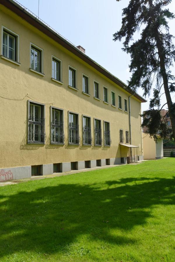 Hotel Pensiunea Elphin Târgu-Mureş Exterior foto